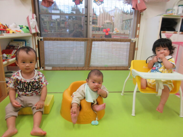 うみ組（０歳児）のおともだち