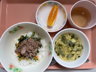 今日の給食2024年4月30日