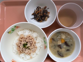 今日の給食2024年5月15日
