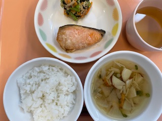 今日の給食2024年7月23日