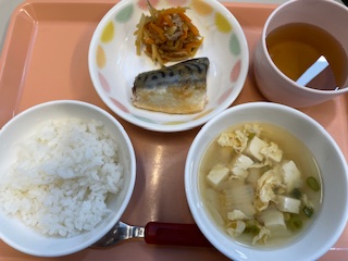 今日の給食2024年9月4日