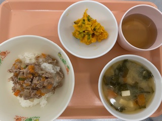今日の給食2024年11月21日