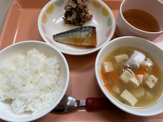 今日の給食2024年12月13日