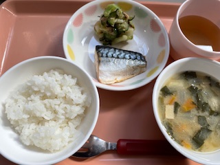 今日の給食2025年2月4日