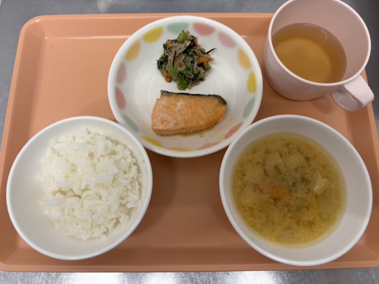 今日の給食2025年2月27日