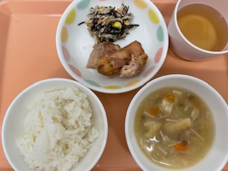 今日の給食2025年3月10日