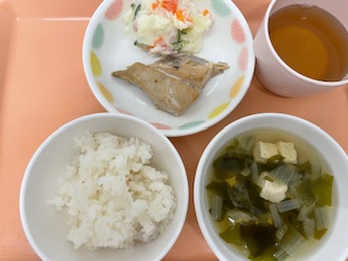 今日の給食2025年3月11日