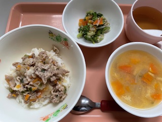 今日の給食2025年3月12日