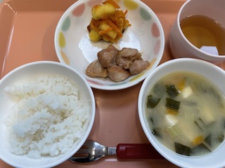 今日の給食2025年3月17日