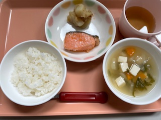 今日の給食2025年3月19日