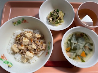 今日の給食2025年3月26日