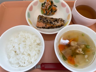 今日の給食2025年4月2日