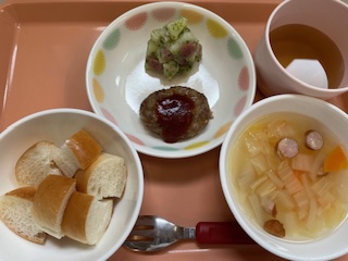 今日の給食2025年4月4日
