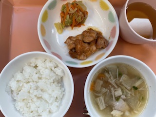 今日の給食2025年5月19日