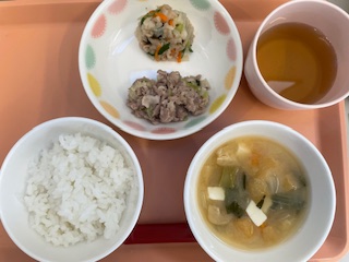 今日の給食2025年5月27日