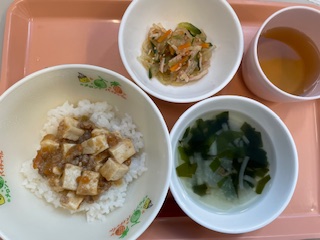 今日の給食2025年6月12日