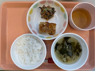 今日の給食2025年8月1日