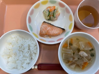 今日の給食2025年8月5日