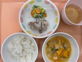 今日の給食2025年9月1日