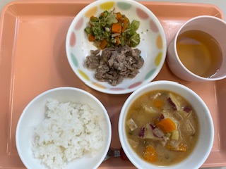 今日の給食2025年9月17日