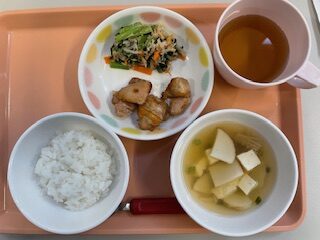 今日の給食2025年10月16日