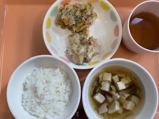今日の給食2025年10月17日