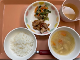 今日の給食2025年11月13日