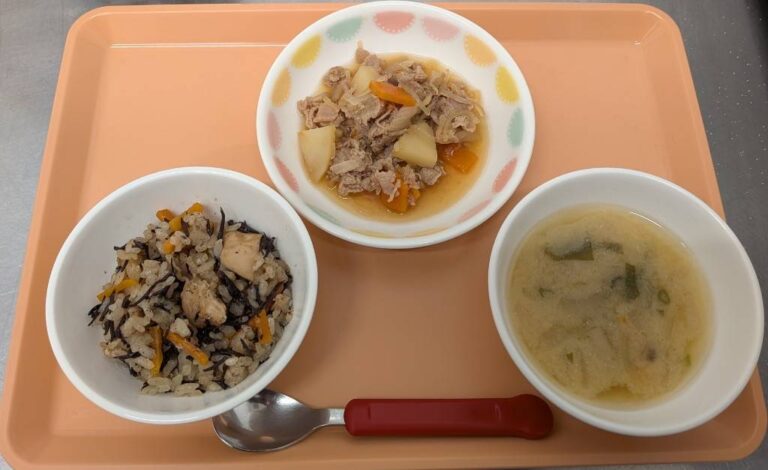 今日の給食2025年11月14日