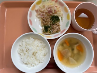 今日の給食2025年11月19日