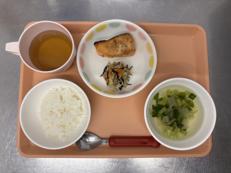 今日の給食2025年12月23日