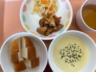 今日の給食2026年3月12日