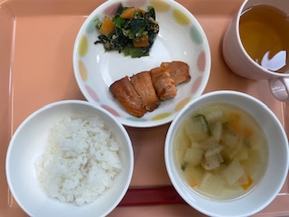 今日の給食2026年4月1日
