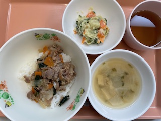 今日の給食2026年4月22日