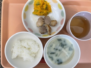 今日の給食2026年5月18日