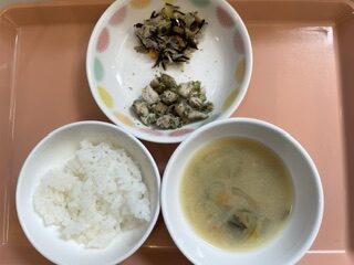 今日の給食2026年6月1日