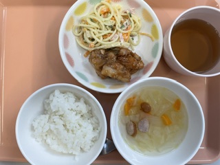 今日の給食2026年6月4日