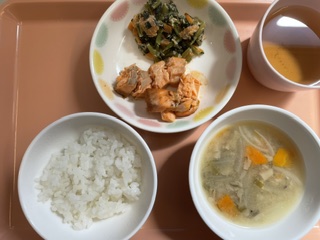 今日の給食2026年8月25日
