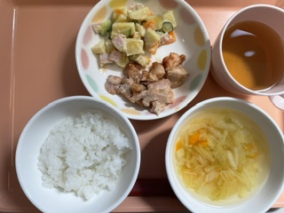 今日の給食2026年8月24日