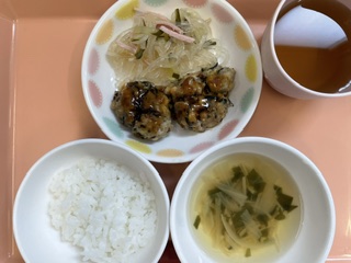 今日の給食2026年8月28日
