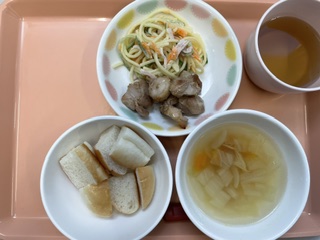 今日の給食2026年9月4日