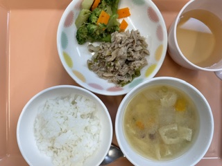 今日の給食2026年9月16日