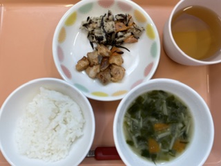 今日の給食2026年9月24日