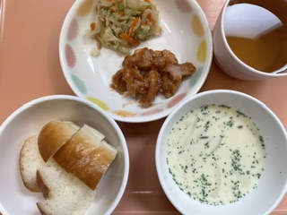 今日の給食2026年9月28日