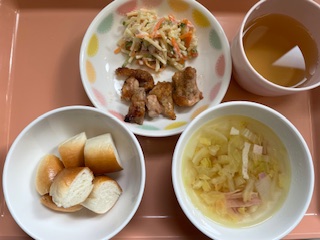 今日の給食2026年10月6日