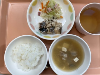 きょうの給食2026年10月14日
