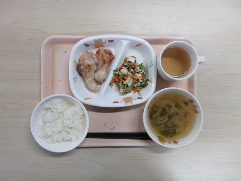 12月4日(月)の給食