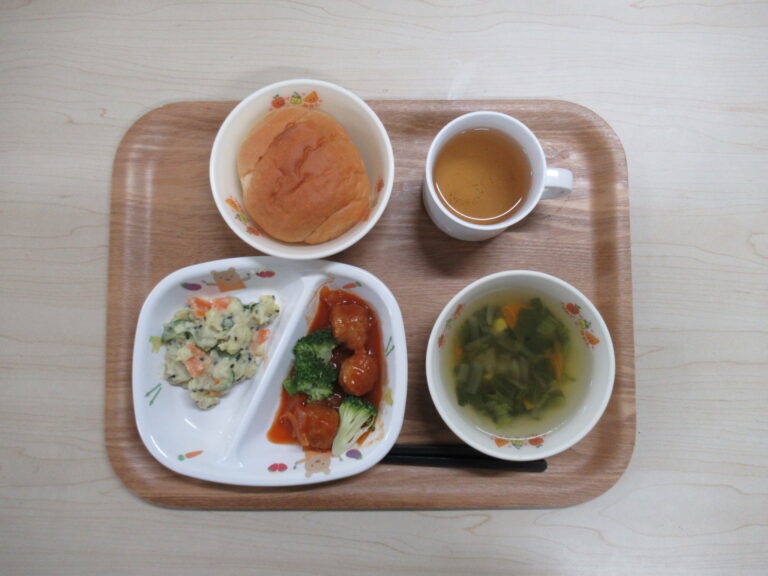 4月11日(木)の給食
