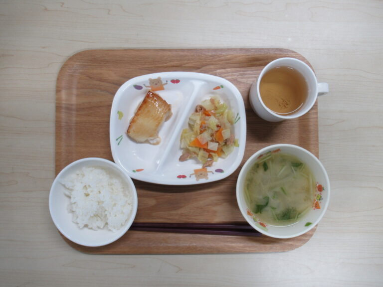 4月22日(月)の給食