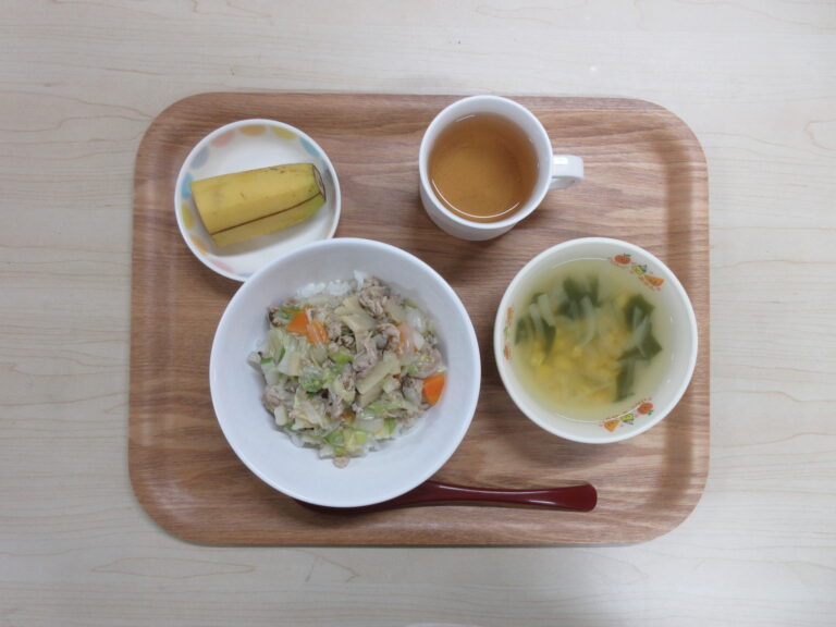 4月23日(火)の給食