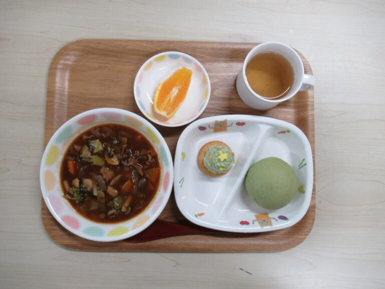 12月24日(火)の給食